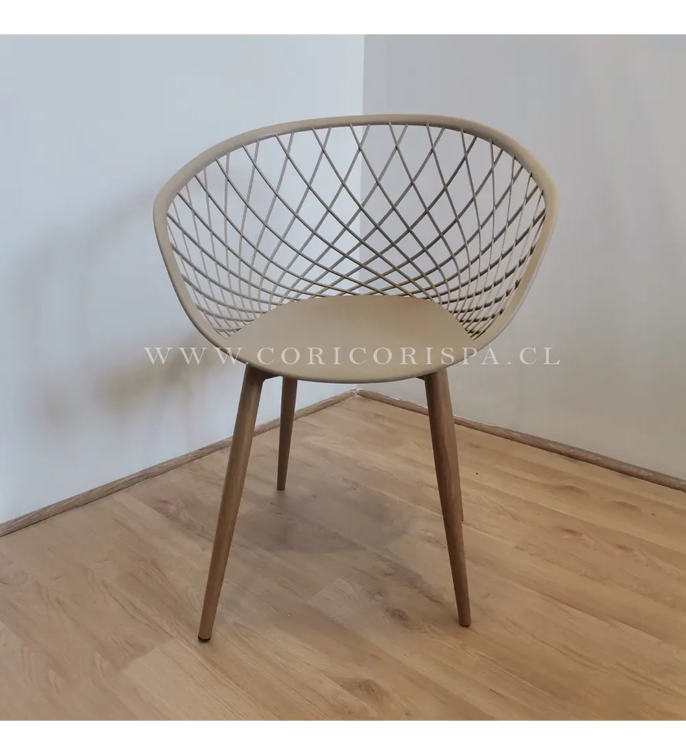 Comedor Eames Vidrio 120cm + 4 Butacas Mesh