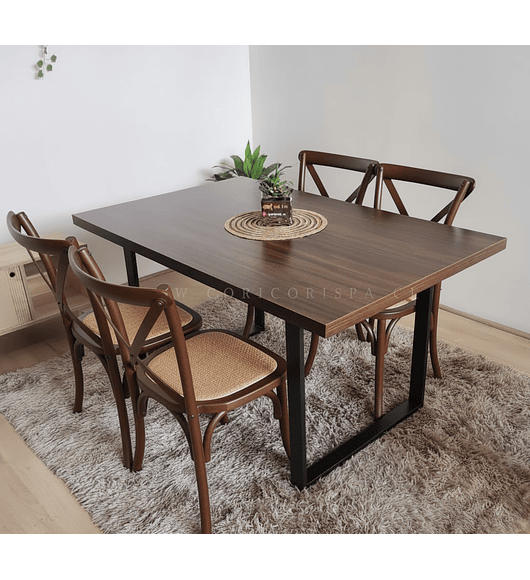 Comedor Industrial 140x90 + 4 Sillas Crossback Madera