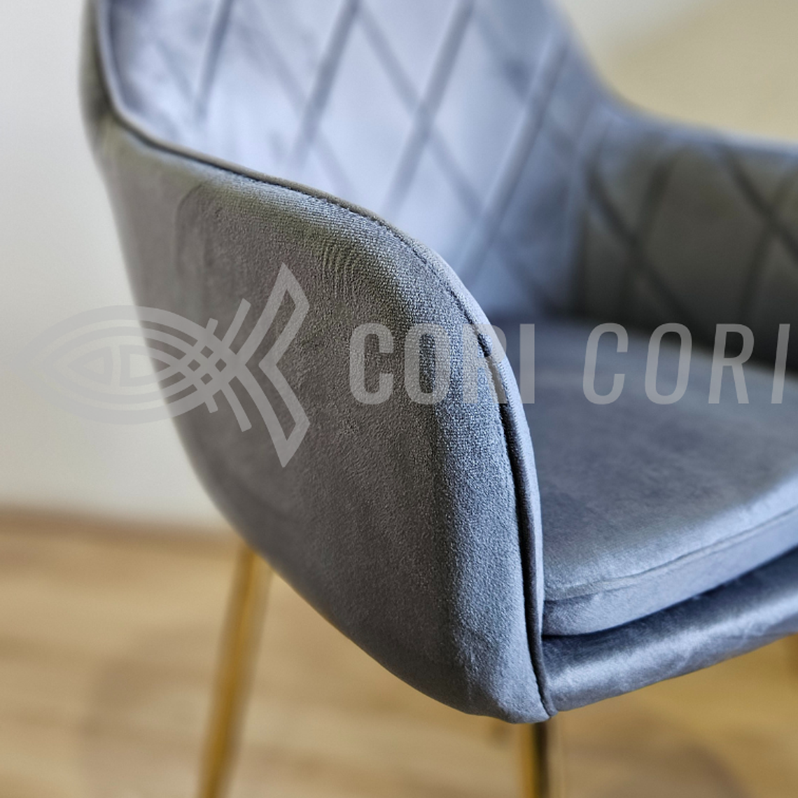 Sitial/Poltrona Diamante Clásica 9