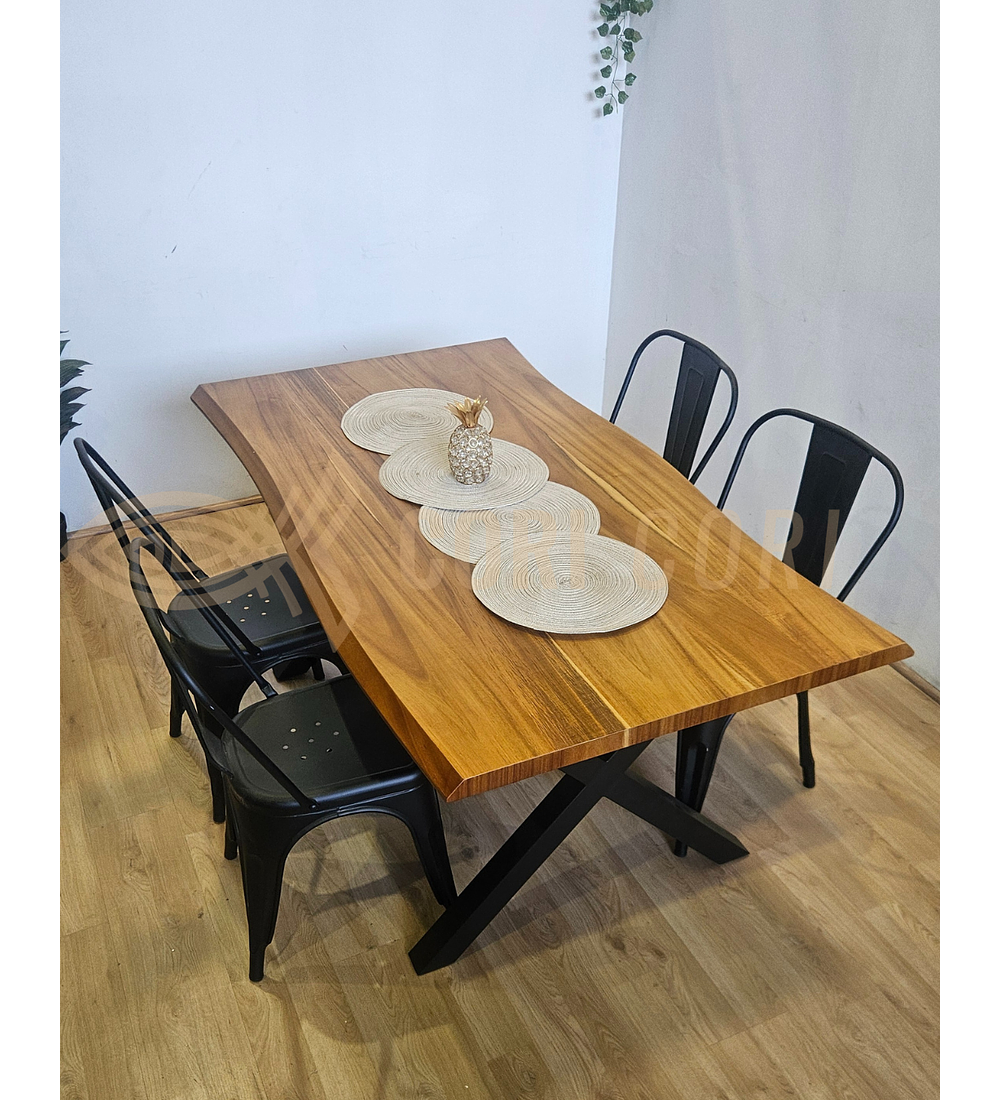 Juego de Comedor Medlock Rústica 160x90 cm + 4 Sillas Tolix Industriales