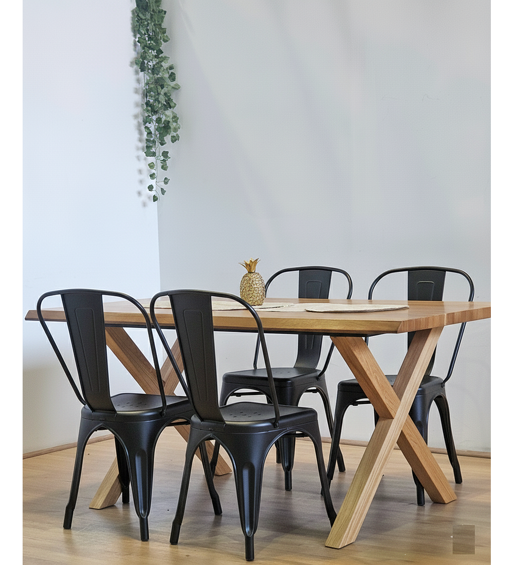 Juego de Comedor Medlock Rústica 160x90 cm + 4 Sillas Tolix Industriales