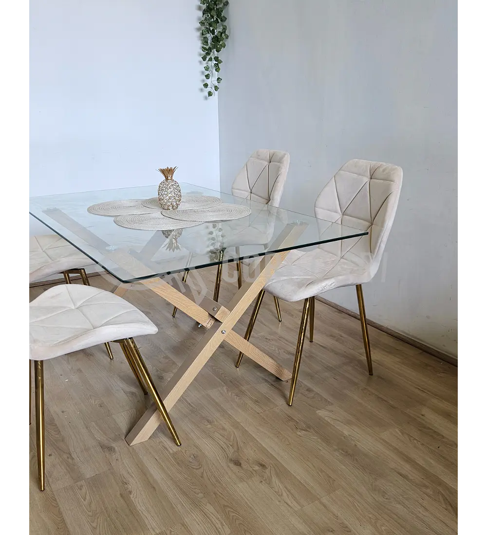 Comedor Medlock 140 x 90cm + 4 Sillas Fiori Velvet Gold