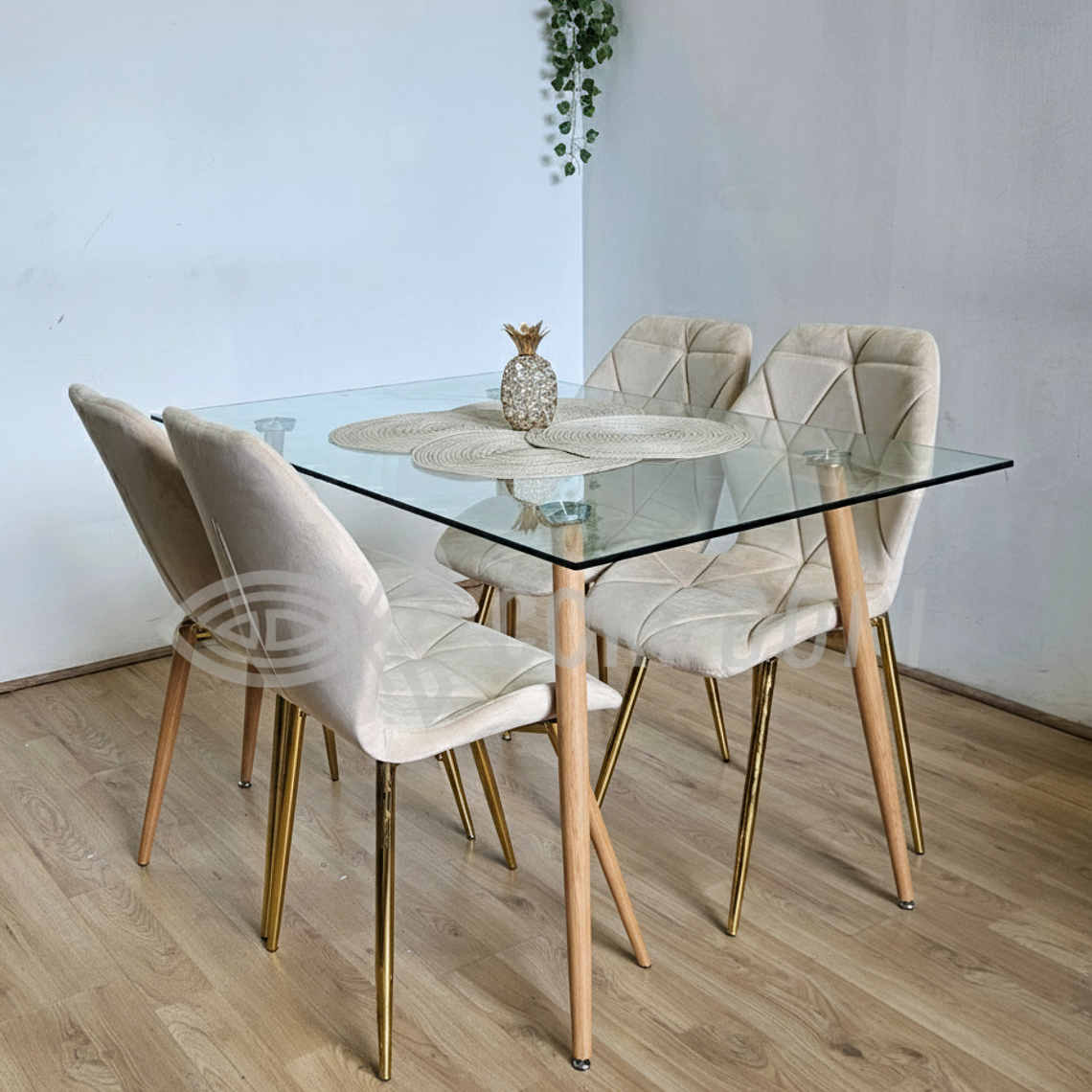 Comedor Rubi Gold 120 x80cms  + 4 Sillas Fiori Velvet Gold 3