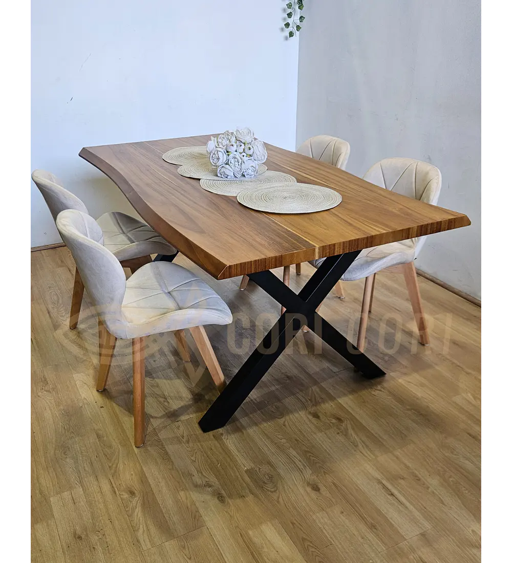 Juego de Comedor Medlock Rústica 160x90 cm + 4 Sillas Mariposa Velvet