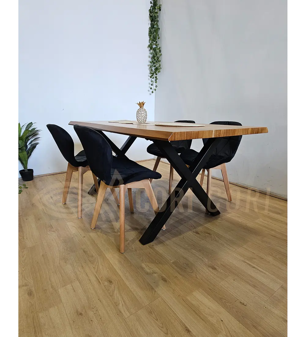 Juego de Comedor Medlock Rústica 160x90 cm + 4 Sillas Mariposa Velvet