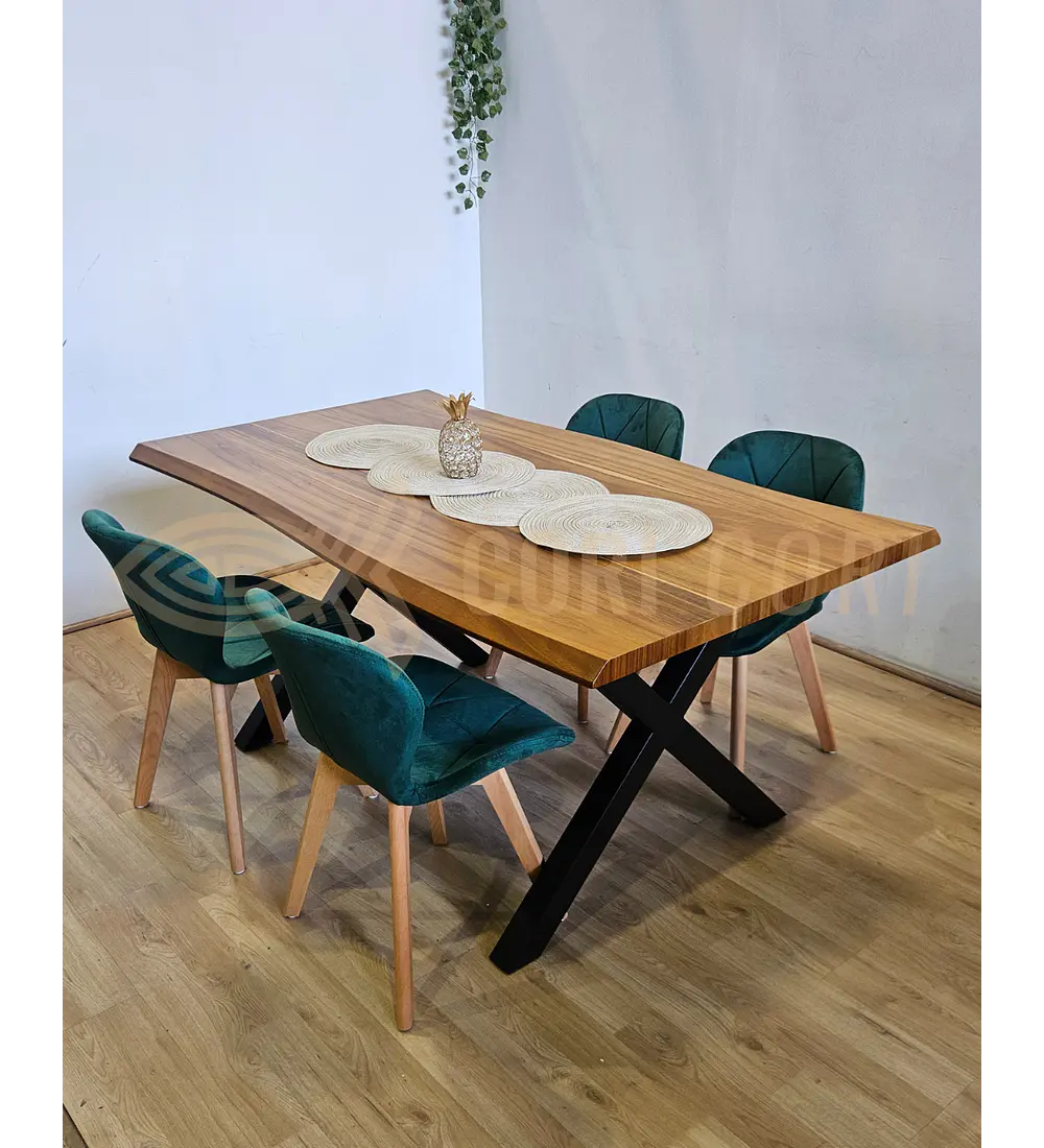 Juego de Comedor Medlock Rústica 160x90 cm + 4 Sillas Mariposa Velvet