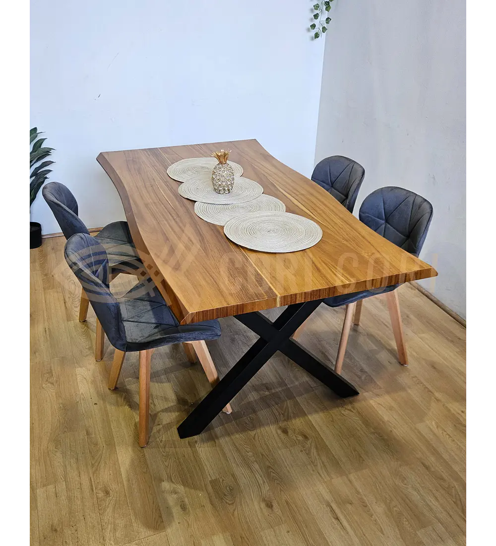 Juego de Comedor Medlock Rústica 160x90 cm + 4 Sillas Mariposa Velvet