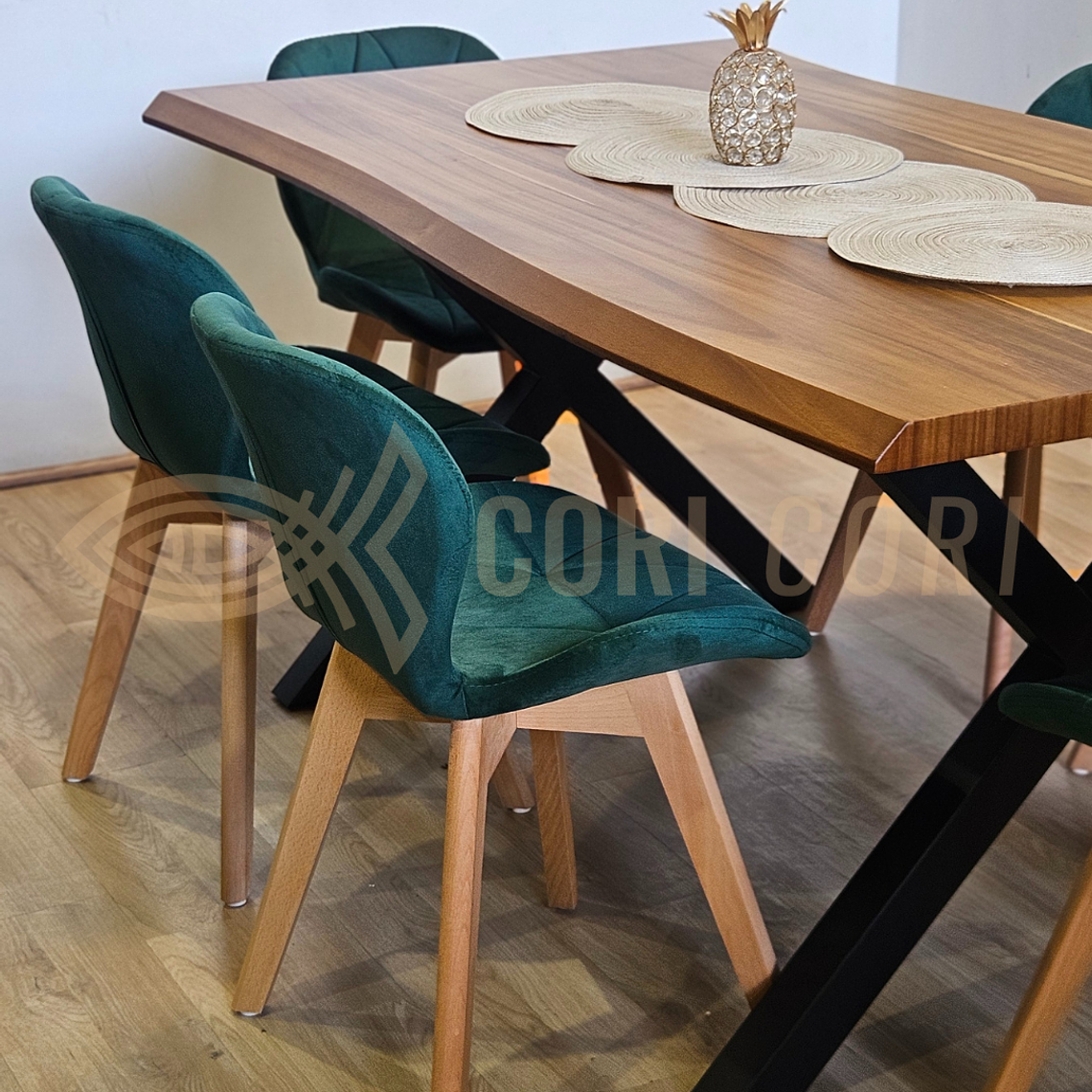 Juego de Comedor Medlock Rústica 160x90 cm + 6 Sillas Mariposa Velvet 4