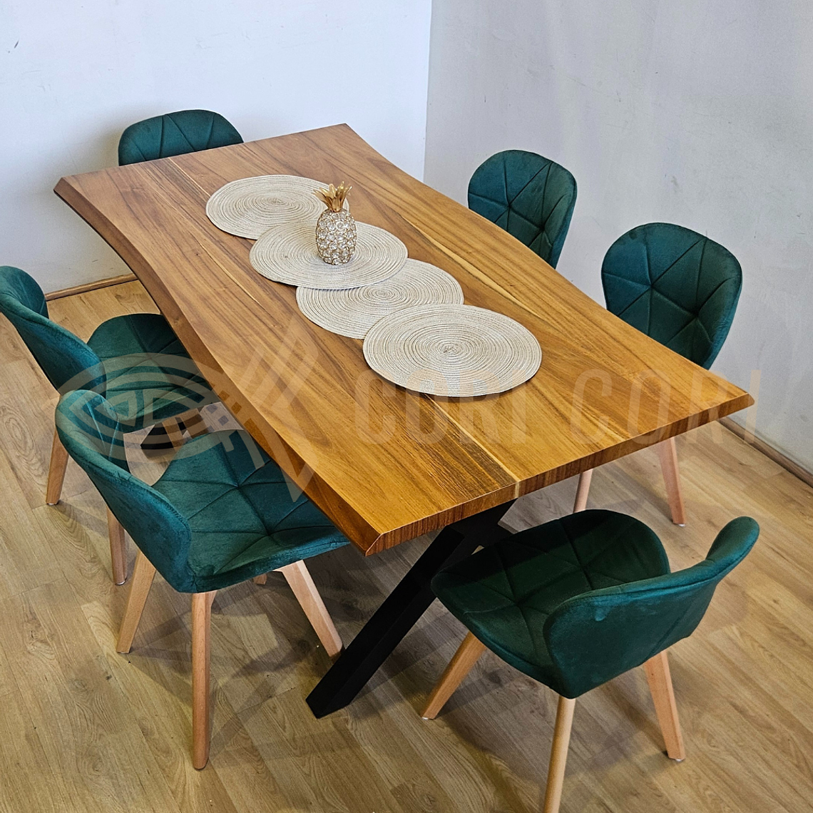 Juego de Comedor Medlock Rústica 160x90 cm + 6 Sillas Mariposa Velvet 8