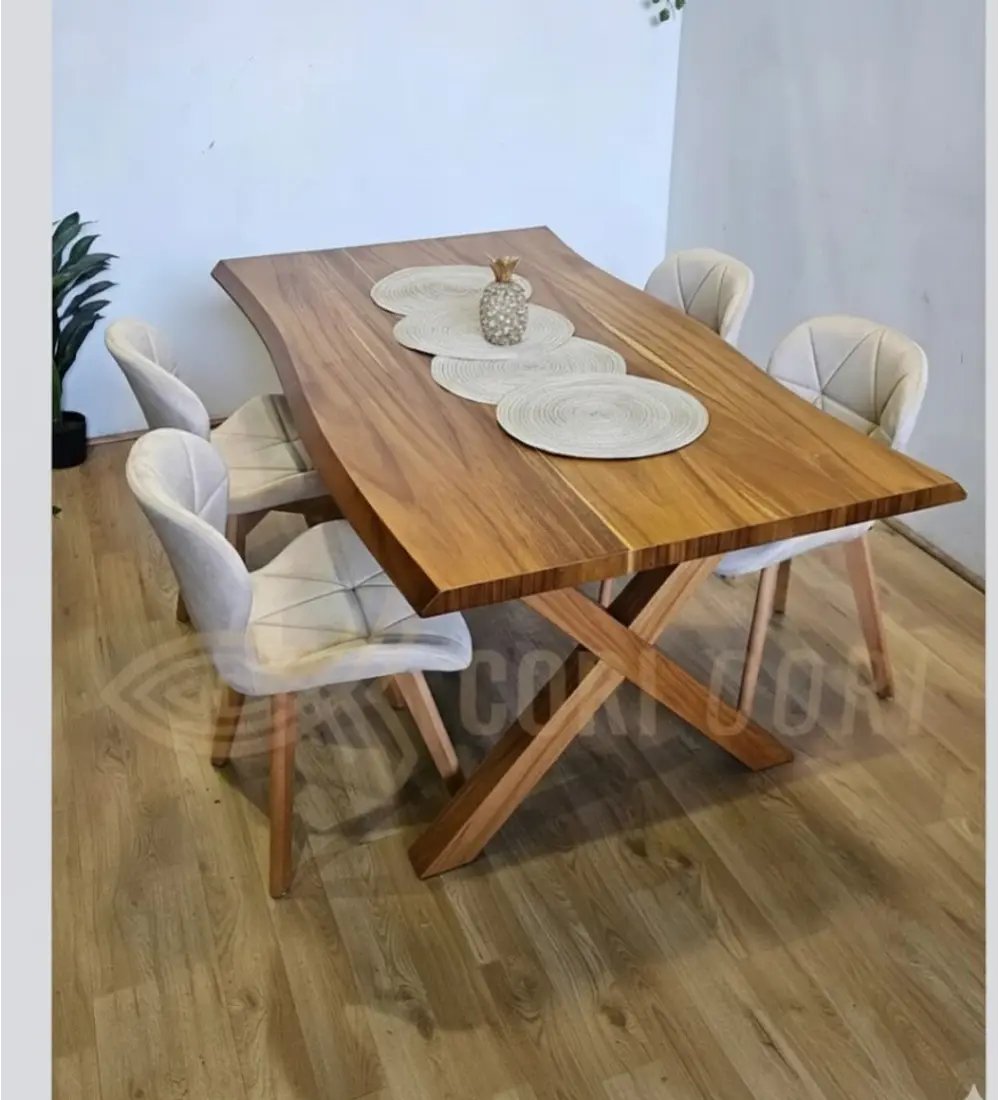 Juego de Comedor Medlock Rústica 160x90 cm + 4 Sillas Mariposa Velvet