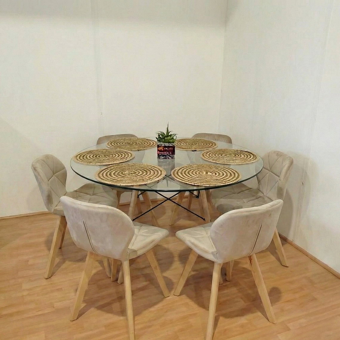 Comedor Eames Vidrio 120cms + 6 Sillas Mariposa Velvet 5