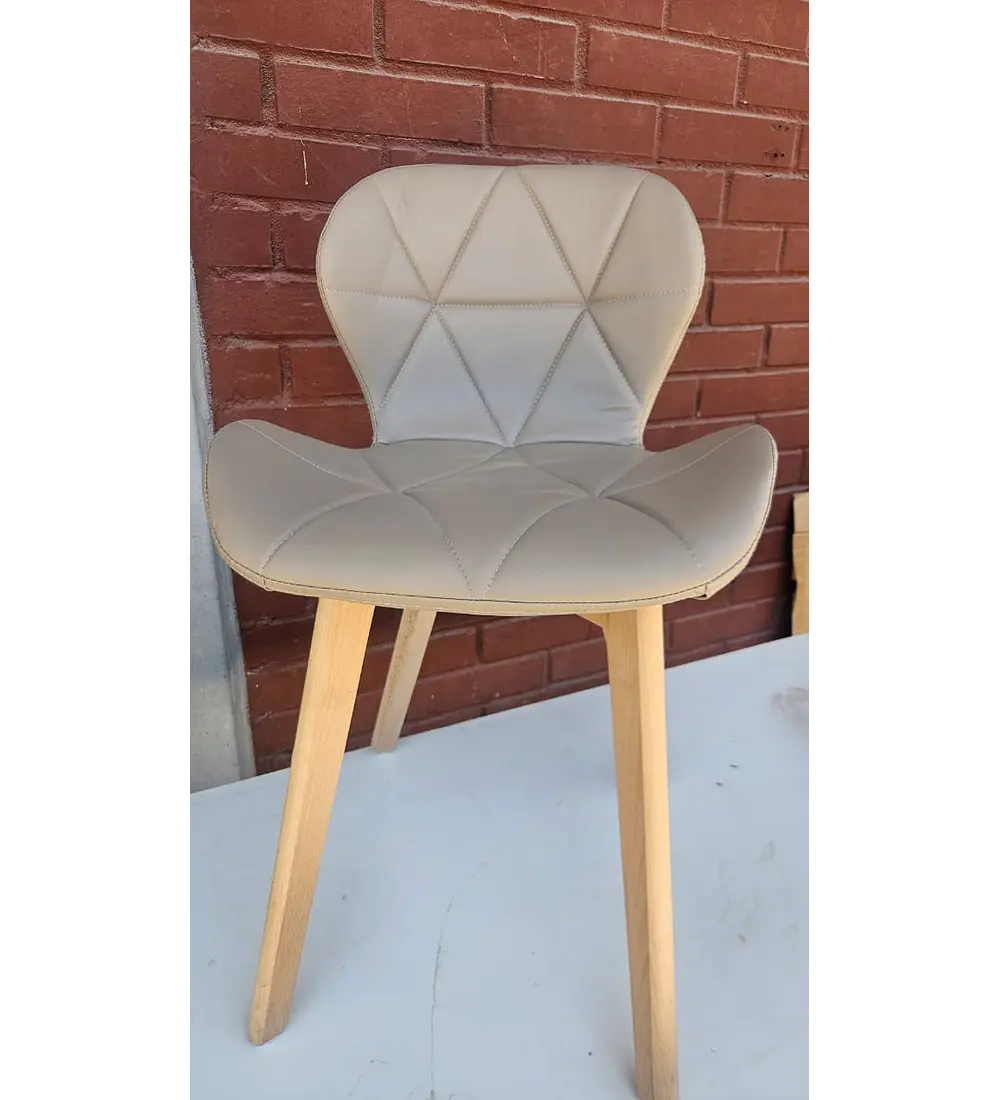 2da Seleccion.- Sillas Mariposa Wood Beige Oscuro