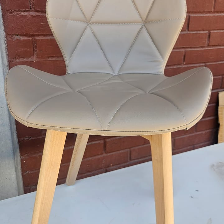2da Seleccion.- Sillas Mariposa Wood Beige Oscuro 2