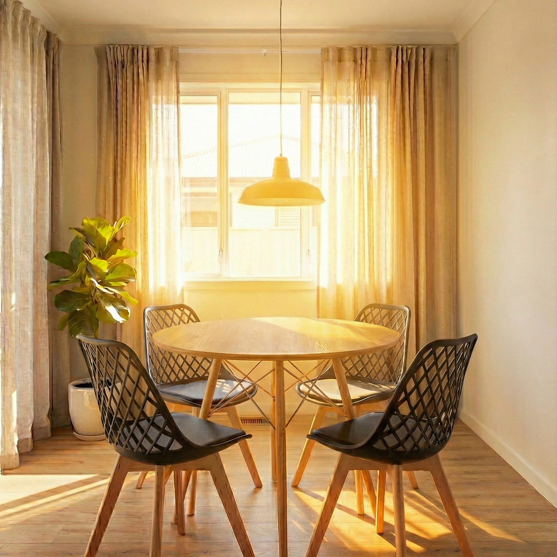 Comedor Eames Wood 120 cms + 4 Sillas Tulip Mesh 4