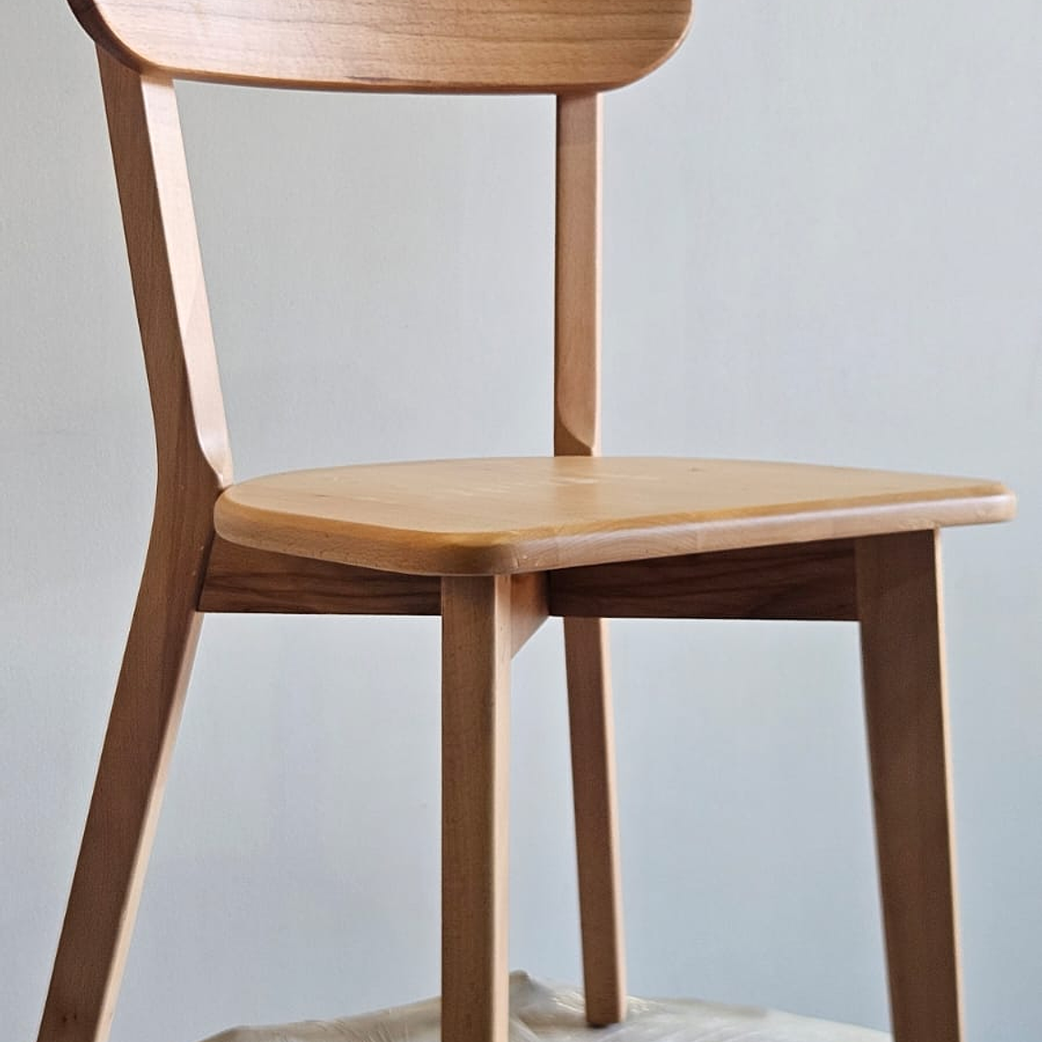 2da Seleccion.- Silla Fresno de Madera 2