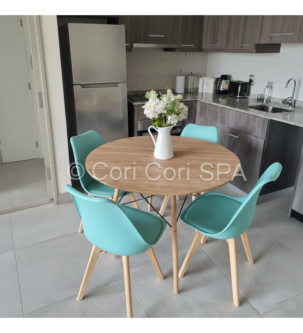Comedor Mesa Wood 100cm + 4 Sillas Tulip  
