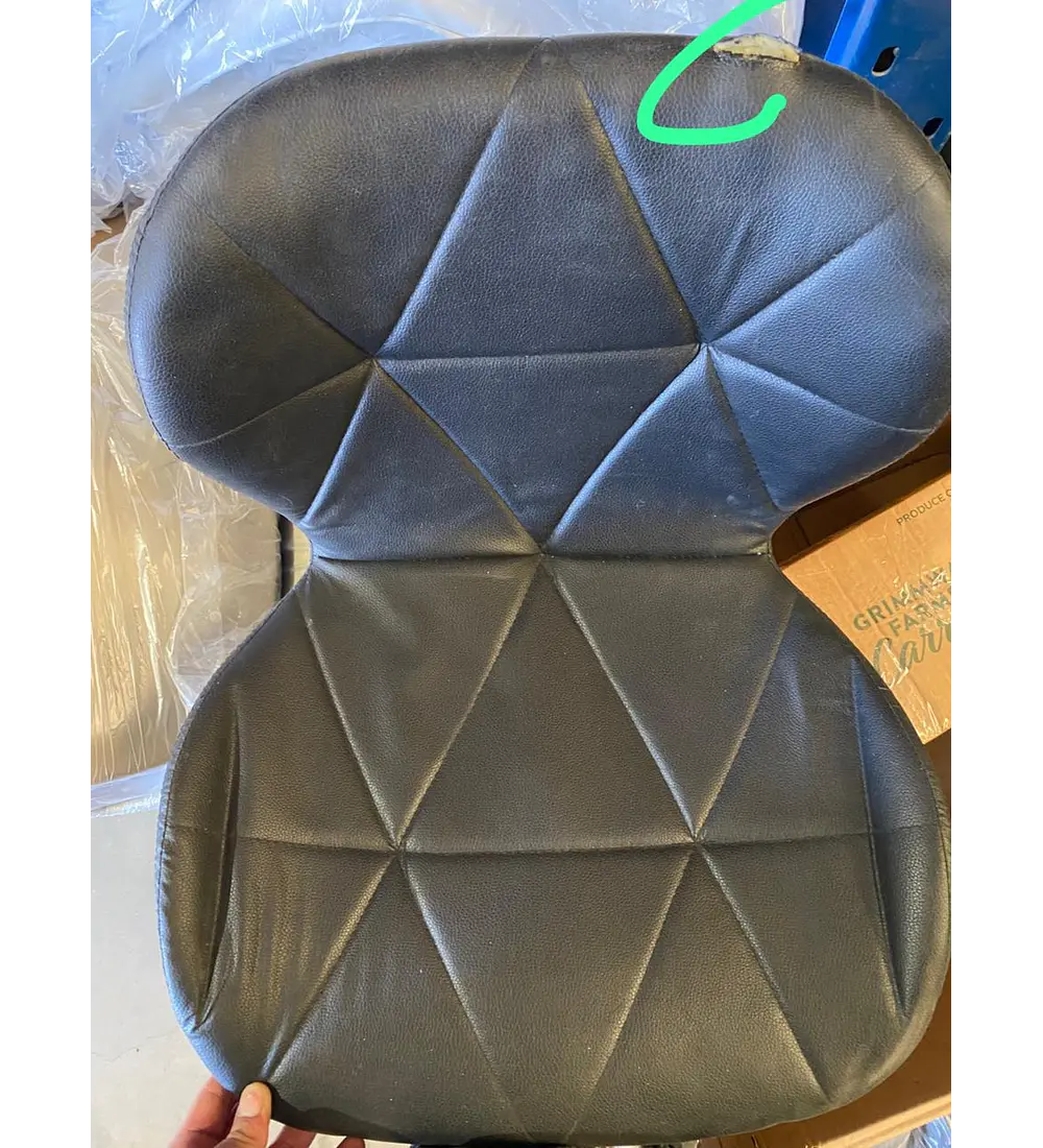 2da Seleccion.- Silla Eames Mariposa Ecocuero Negra