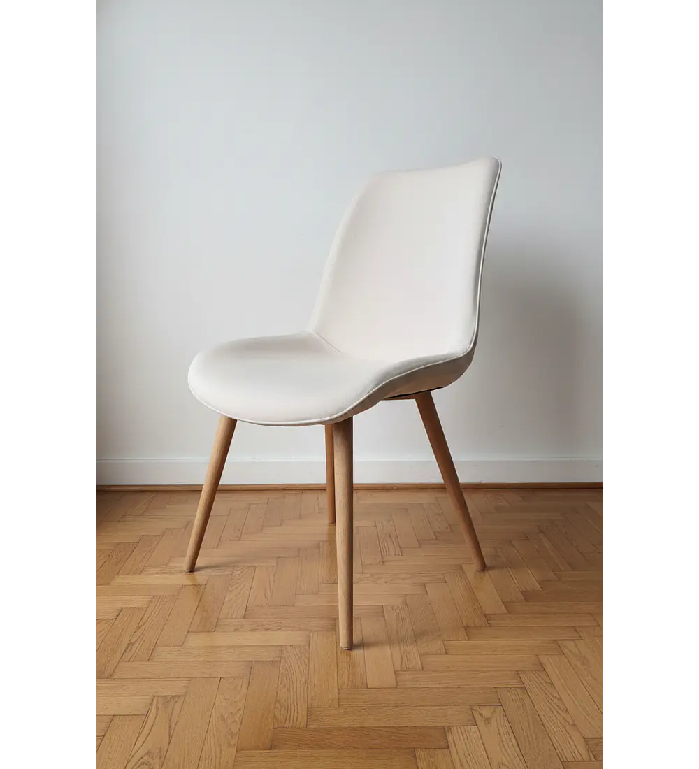 Silla Aura Wood Tapizada en Lino