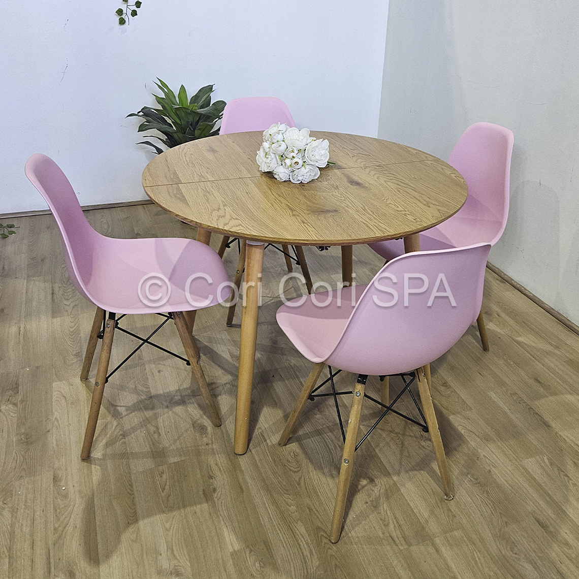Comedor Mesa Aura Wood 100cms  + 4 Sillas Eames  2
