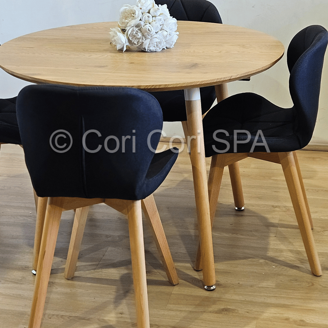 Comedor Mesa Aura 100cms + 4 Sillas Mariposa Lino 26