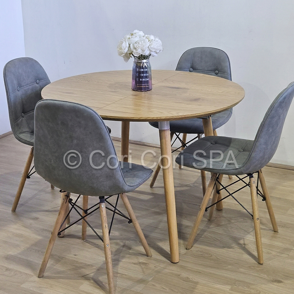 Comedor Mesa Aura Wood 100cms  + 4 Sillas Capitonne Eames Ecocuero 13