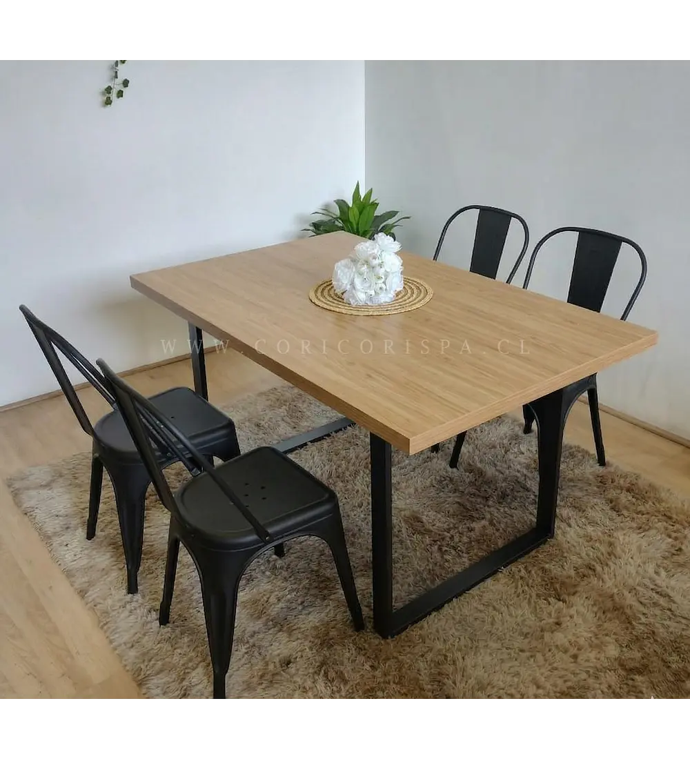 Comedor Industrial 140x90 Light + 4 Sillas Tolix