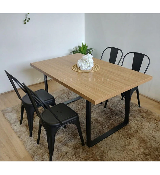 Comedor Industrial 140x90 Light + 4 Sillas Tolix