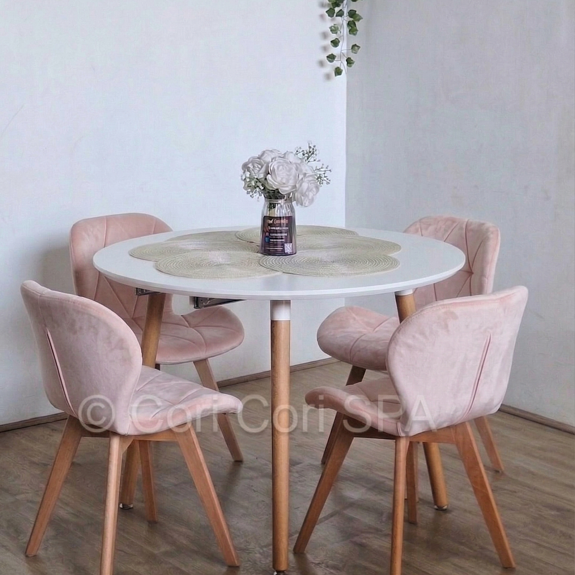 Comedor Mesa Aura Blanca 100cm + 4 Sillas Mariposa Velvet 5