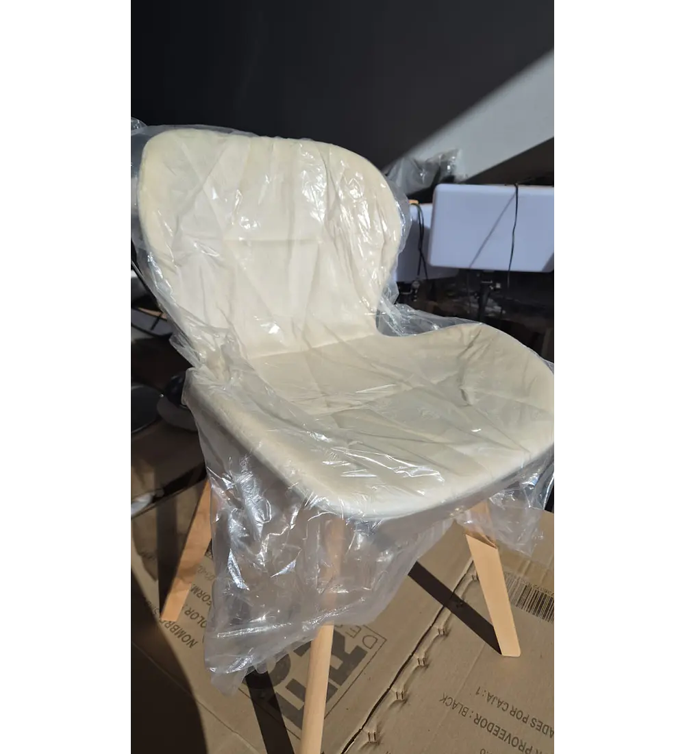 2da Seleccion.- Silla Mariposa Velvet Beige