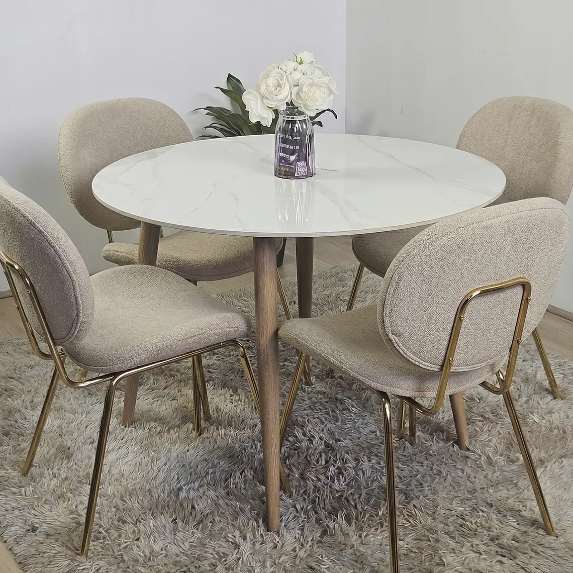 Comedor Mesa Mármol 100cm  + 4 Sillas Karu 9