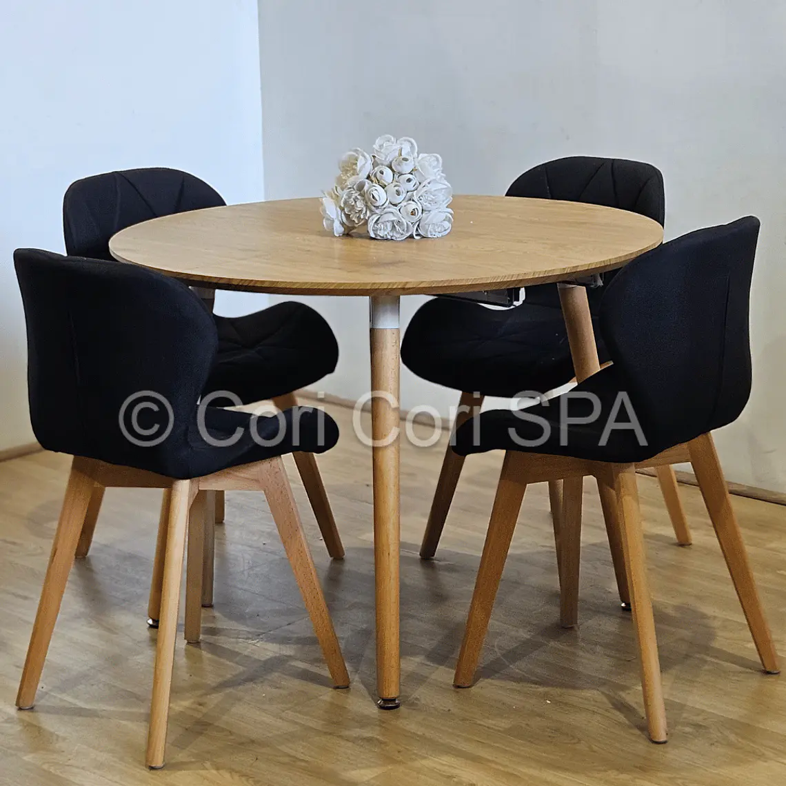 Comedor Mesa Aura 120cms + 4 Sillas Mariposa Lino 25