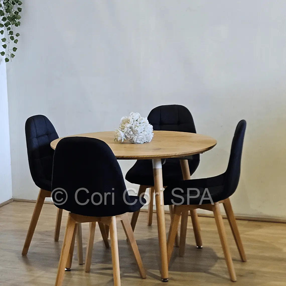 Comedor Mesa Aura Wood 120cms + 4 Sillas Capitonne Velvet 2