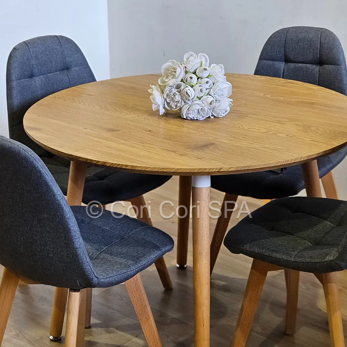 Comedor Mesa Aura Wood 120cms + 4 Sillas Capitonne Lino 12