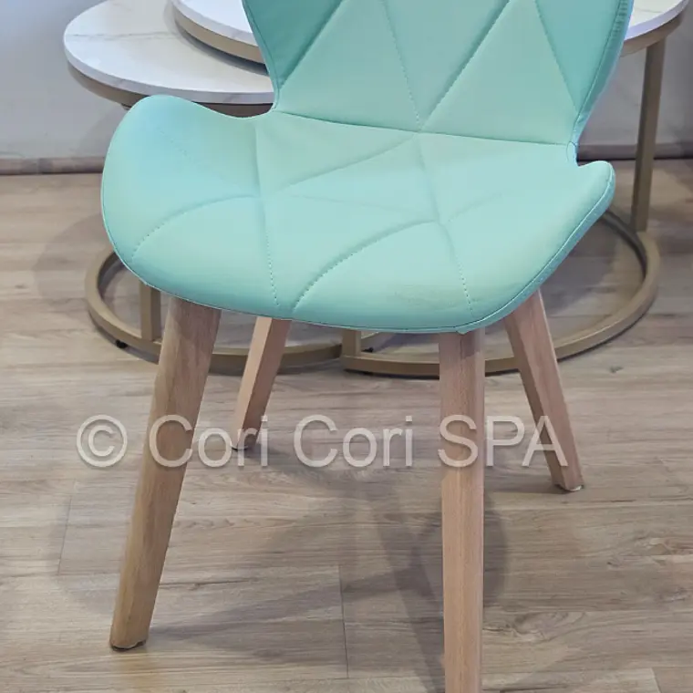 Comedor Mesa Aura Wood 120cms  + 4 Sillas Mariposa Ecocuero Wood 3