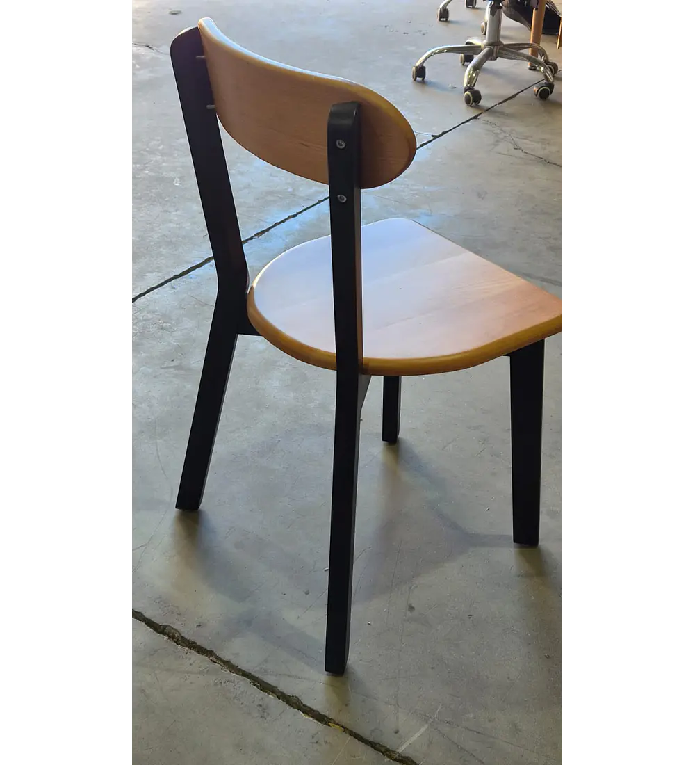 2da Seleccion.- Silla Fresno de Madera