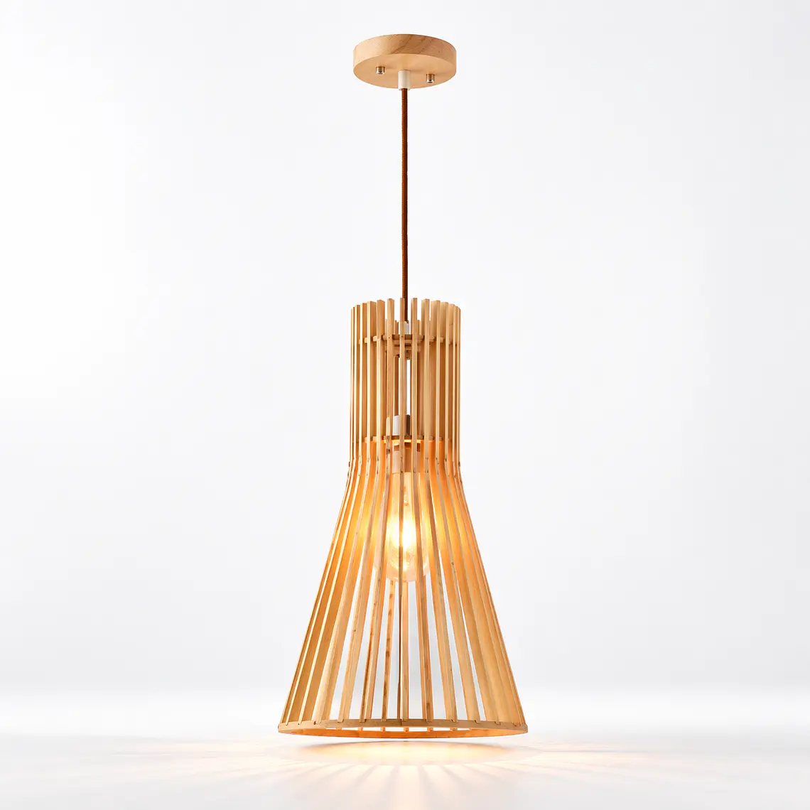 Lampara Rattan Triangular 2
