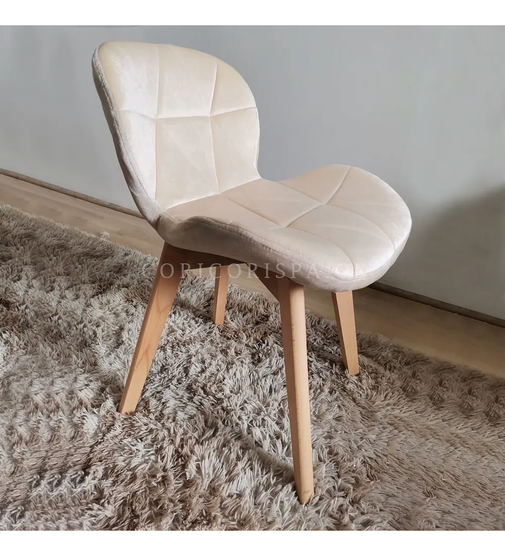 Comedor Mesa Tulip Stone Negra 100cms + 4 Sillas Mariposa Velvet
