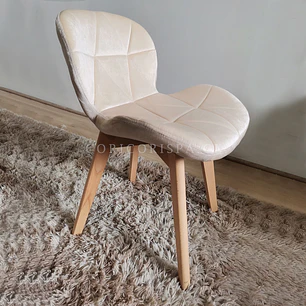 Comedor Mesa Tulip Stone Negra 100cms + 4 Sillas Mariposa Velvet