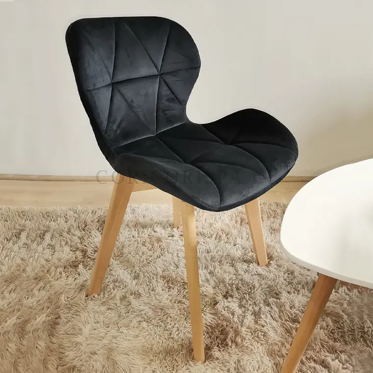 Comedor Mesa Tulip Stone Negra 100cms + 4 Sillas Mariposa Velvet 5