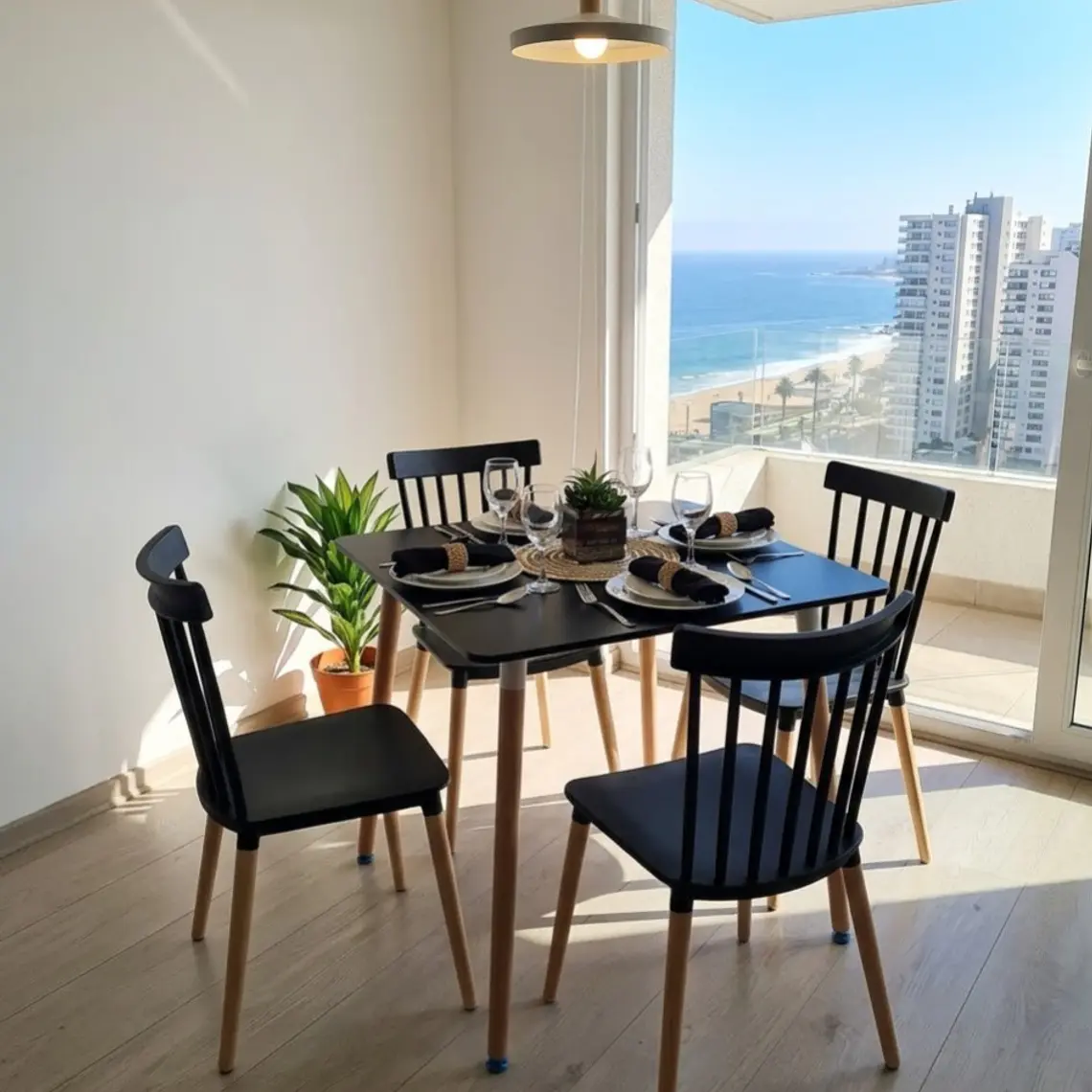 Comedor Mesa Cuadrada Melamina 80cms x 80cms + 4 Sillas Windsor 17