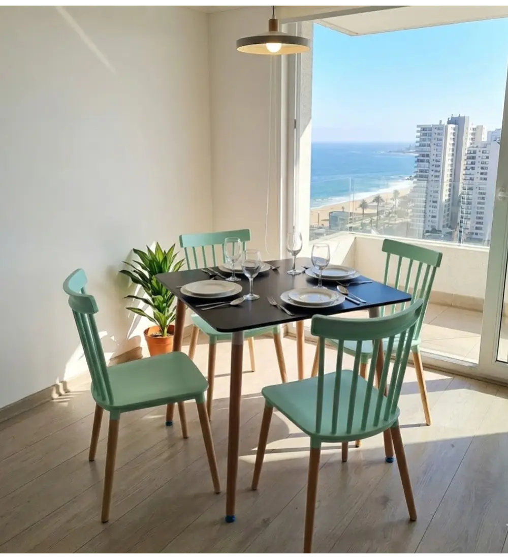 Comedor Mesa Cuadrada Melamina 80cms x 80cms + 4 Sillas Windsor