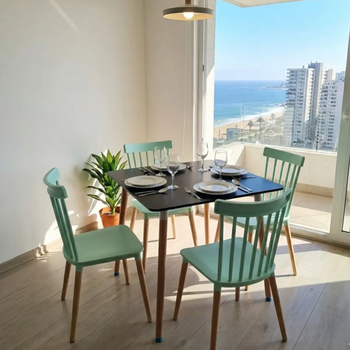 Comedor Mesa Cuadrada Melamina 80cms x 80cms + 4 Sillas Windsor 19