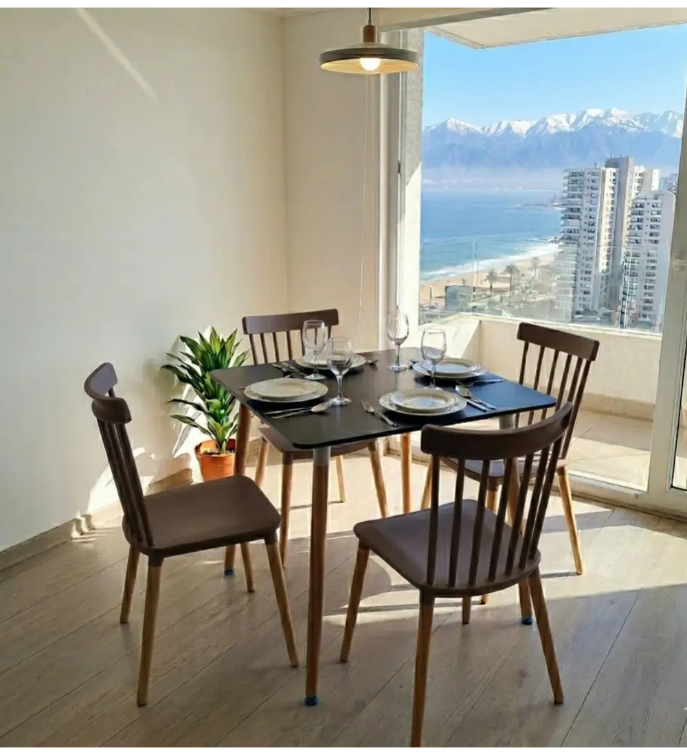 Comedor Mesa Cuadrada Melamina 80cms x 80cms + 4 Sillas Windsor