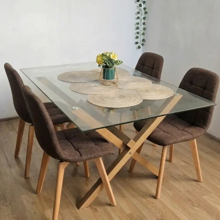 Comedor Medlock 140 x 90cm + 4 Sillas Capitonne Lino 4
