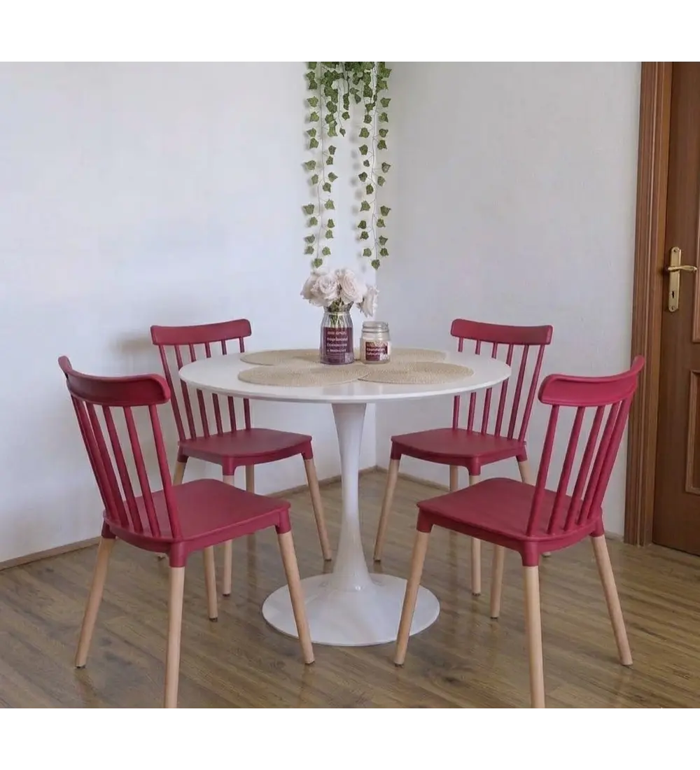 Comedor Mesa Tulip 100cms Blanca + 4 Sillas Windsor
