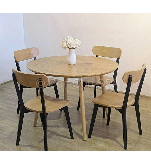 Comedor Mesa Expandible (100 - 180cms) + 4 Sillas Fresno