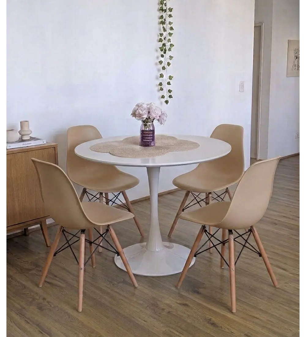 Comedor Mesa Tulip Blanca 100cms + 4 Sillas Eames