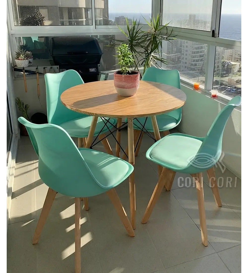 Comedor Mesa Eames Wood 80cms + 4 Sillas Tulip 