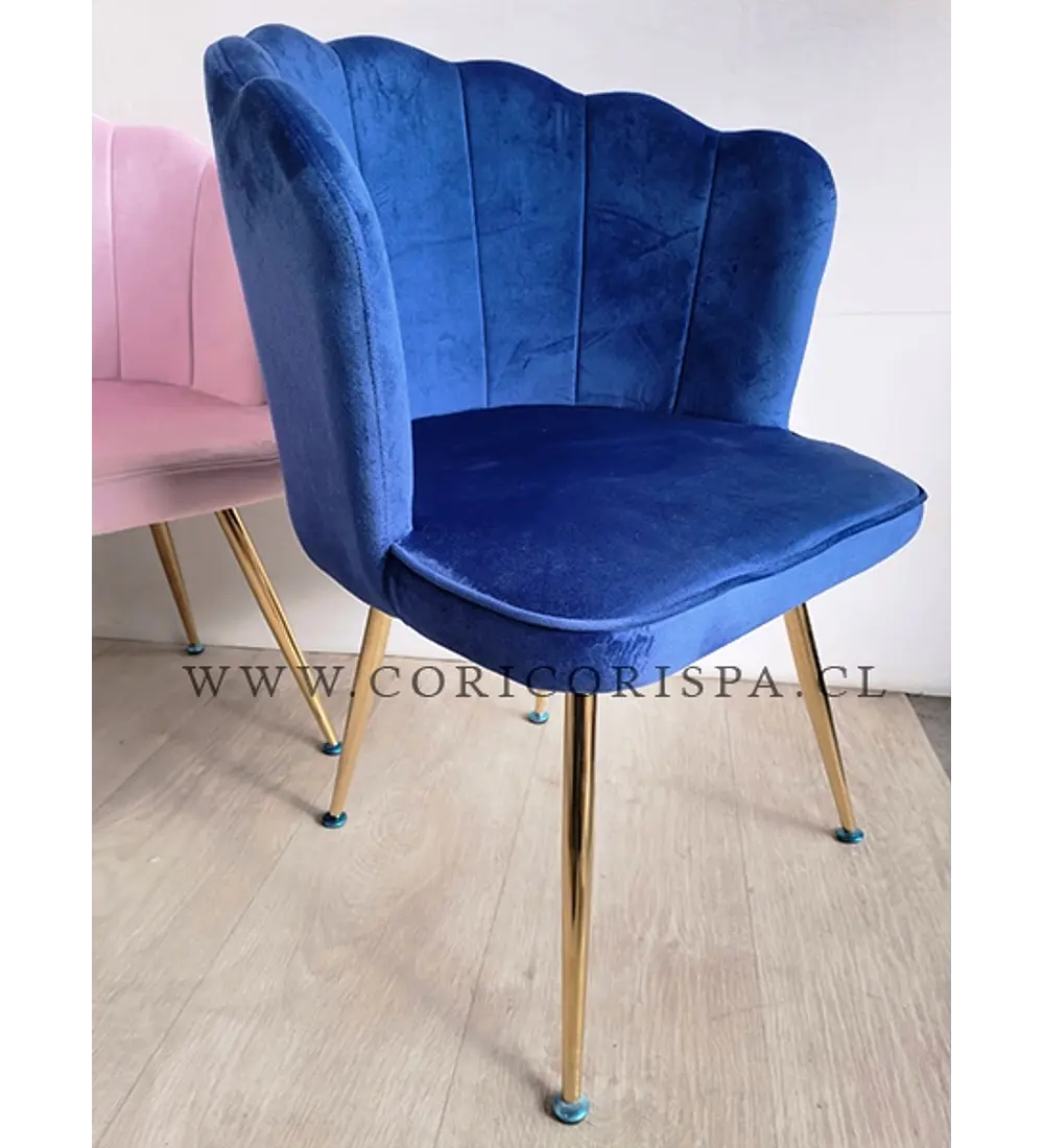 Comedor Mesa Warwick Dorada + 4 Sillas Corona Gold