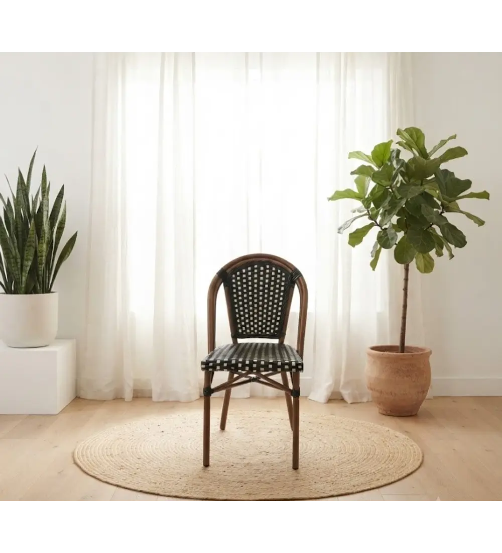 Silla  Parisina Square